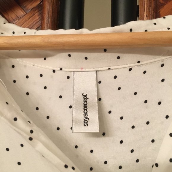 Itty Bitty Polka Dot Button Down Dress Shirt In In Large - Picture 6 of 6